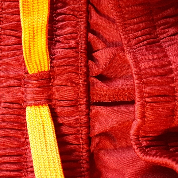 BOYS NIKE SHORTS - Picture 5 of 8